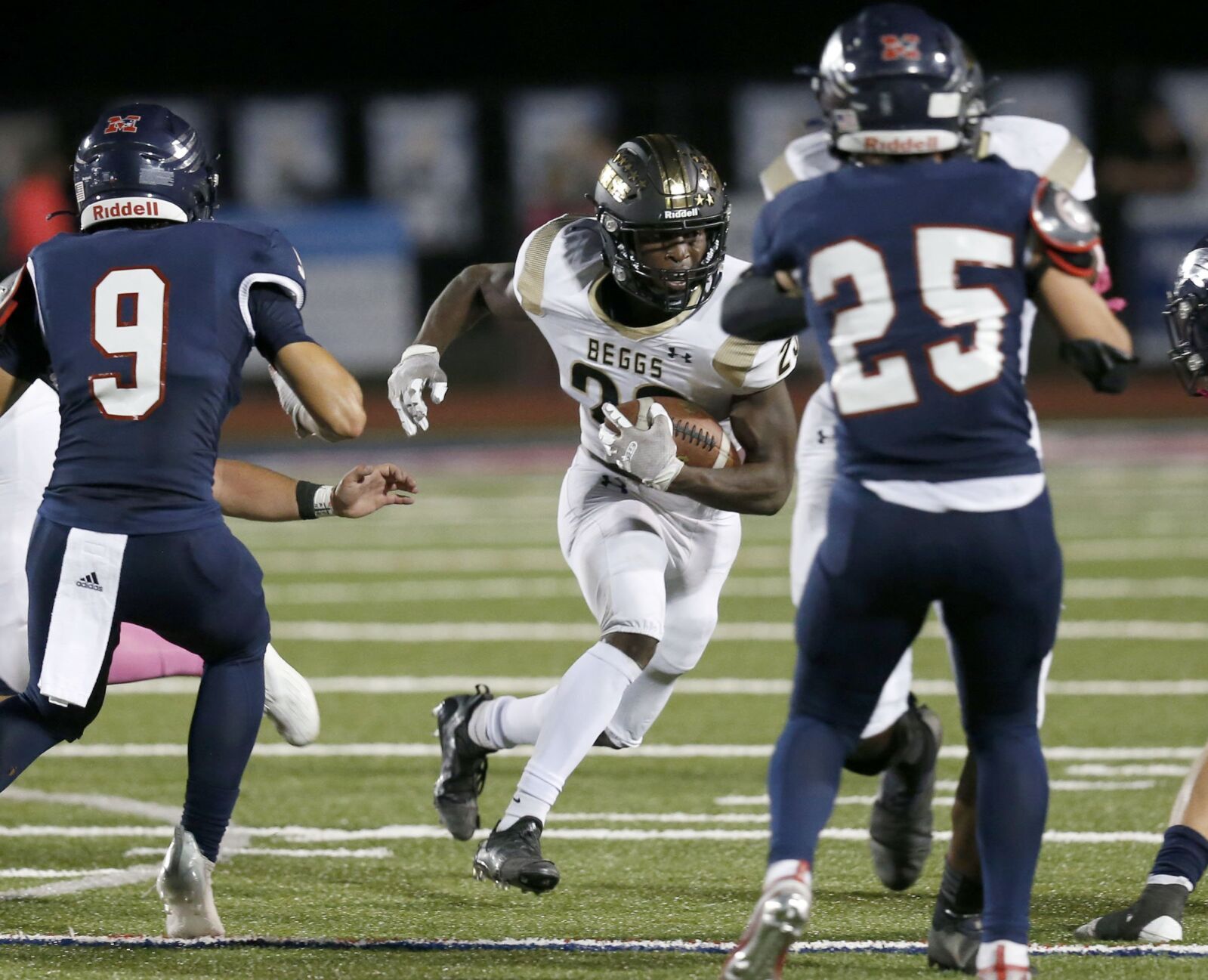 Metro Beggs football
